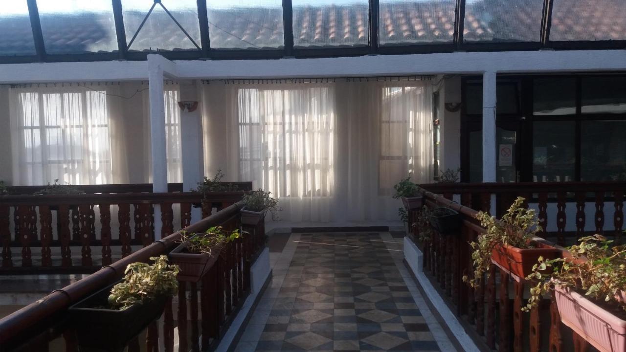 Apartments Secer Sokak Surcin Экстерьер фото